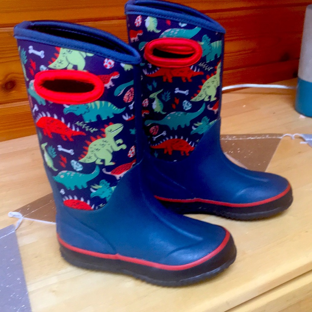 Lonecone kids snow boots with dinosaurs